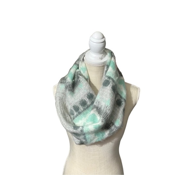 Aeropostale Charcoal Grey Turquoise Blue White Multi-Design Infinity Scarf NWT - Picture 2 of 8